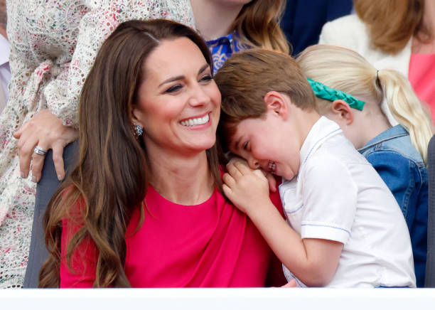 Princes Kate and young Prince George